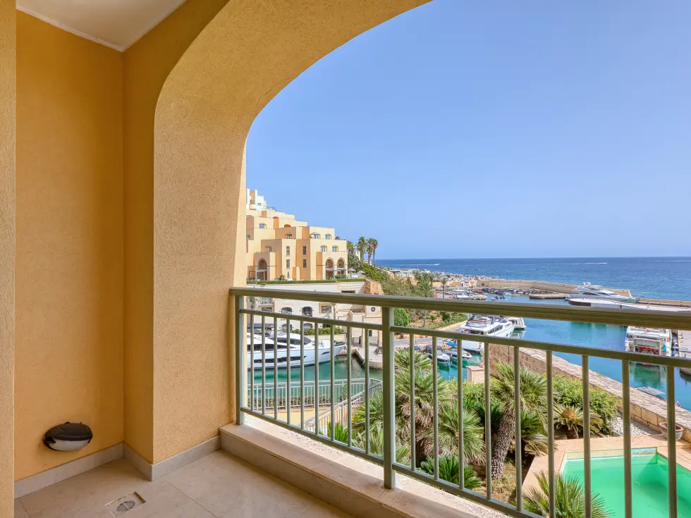 3 bed Apartment For Sale in St Julian's, St Julian's - thumb 6