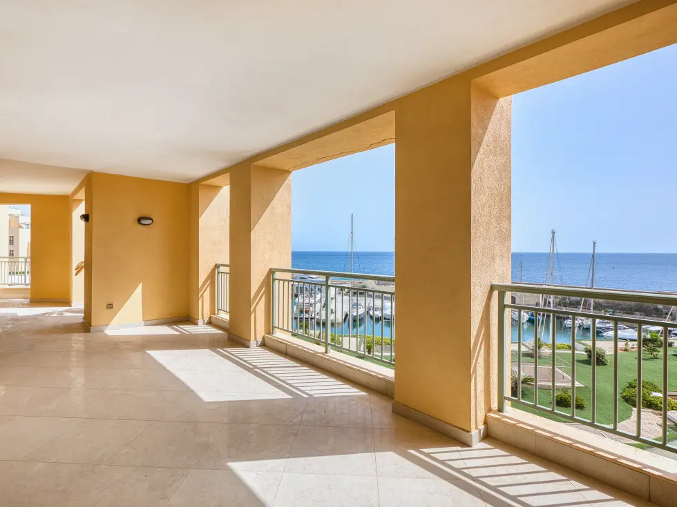 3 bed Apartment For Sale in St Julian's, St Julian's - thumb 7