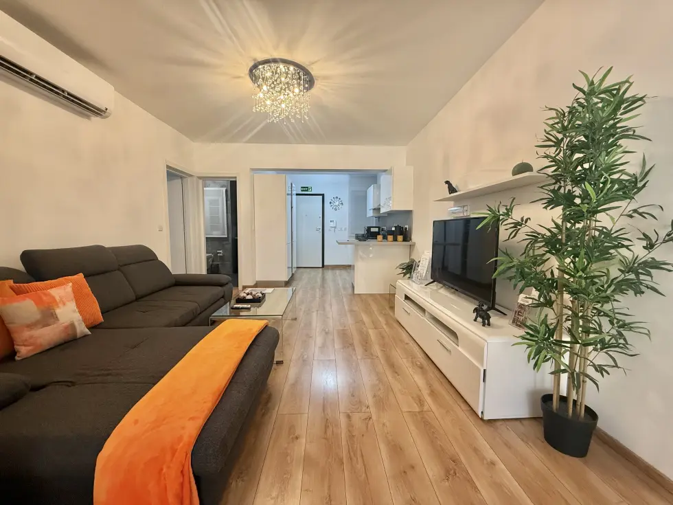 2 bed Apartment For Rent in Sliema, Sliema - thumb 2