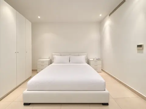 5 bed Apartment For Rent in Swieqi, Swieqi - thumb 7