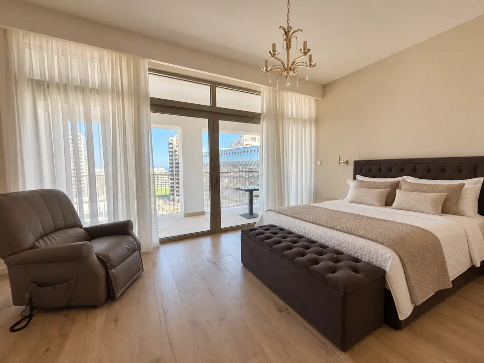 4 bed Apartment For Rent in Sliema, Sliema - thumb 10
