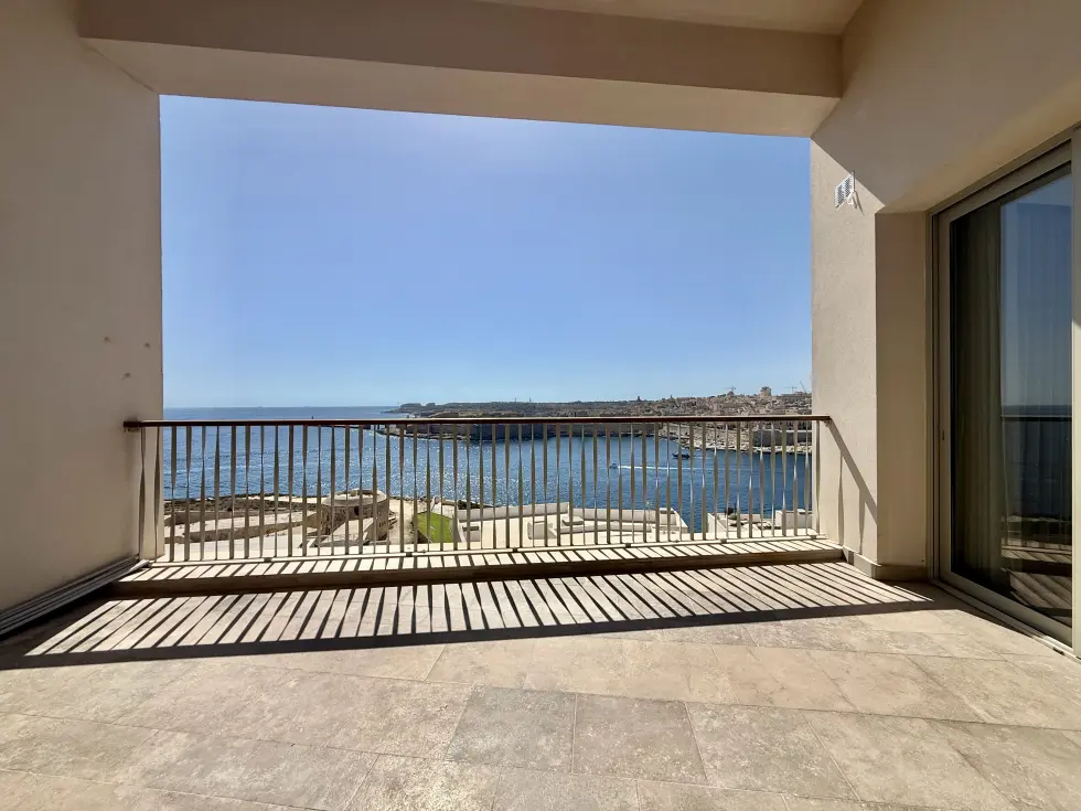 4 bed Apartment For Rent in Sliema, Sliema - thumb 3