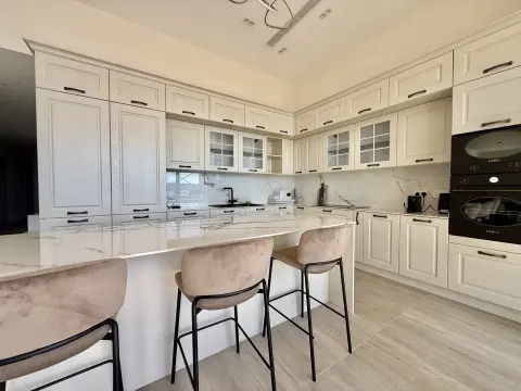 4 bed Apartment For Rent in Sliema, Sliema - thumb 9