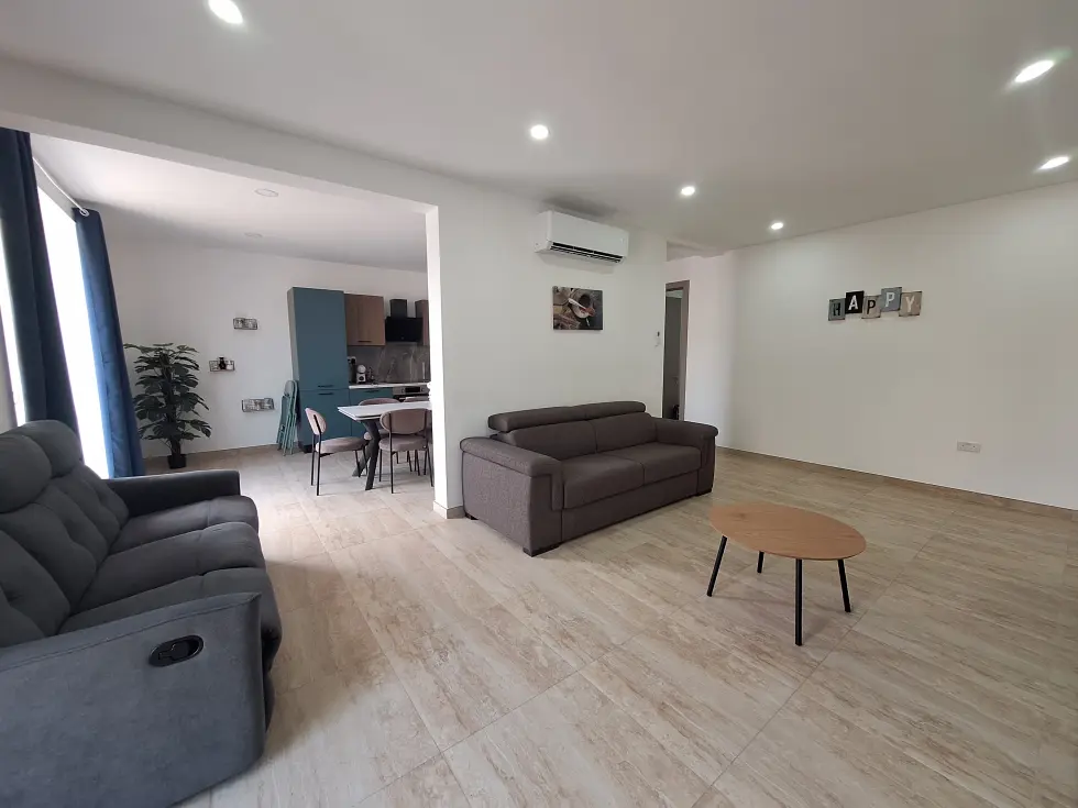 3 bed Apartment For Rent in St Julian's, St Julian's - thumb 1