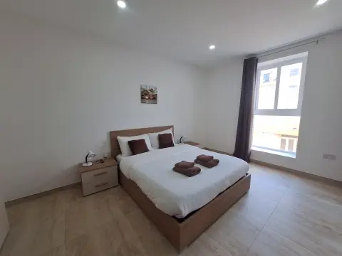 3 bed Apartment For Rent in St Julian's, St Julian's - thumb 8