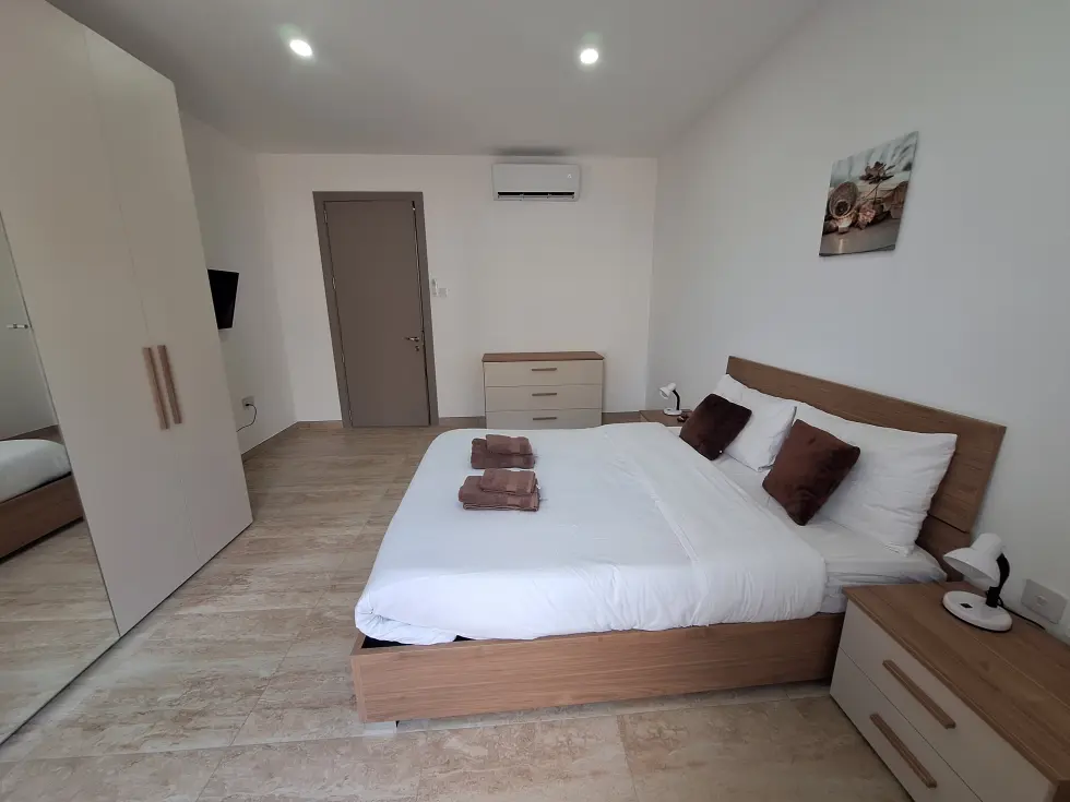 3 bed Apartment For Rent in St Julian's, St Julian's - thumb 9