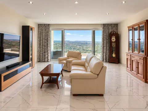 2 bed Apartment For Rent in Mellieha, Mellieha - thumb 3
