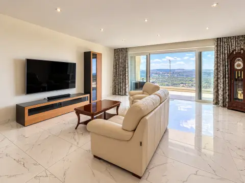 2 bed Apartment For Rent in Mellieha, Mellieha - thumb 4