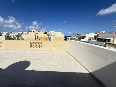 2 bed Apartment For Rent in Sliema, Sliema - thumb 12