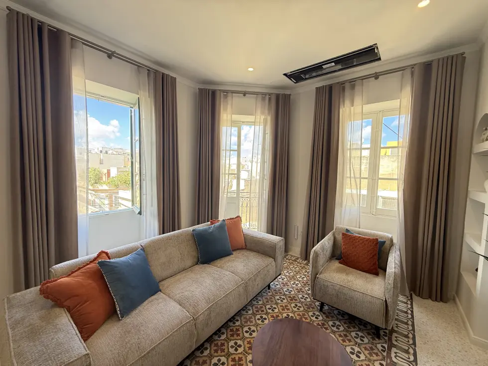 2 bed Apartment For Rent in Sliema, Sliema - thumb 4