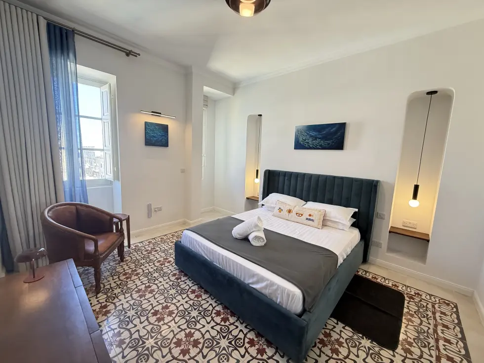 2 bed Apartment For Rent in Sliema, Sliema - thumb 6