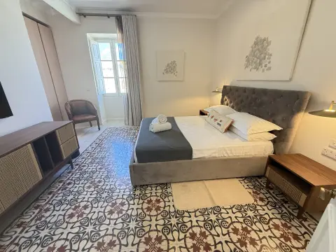 2 bed Apartment For Rent in Sliema, Sliema - thumb 8