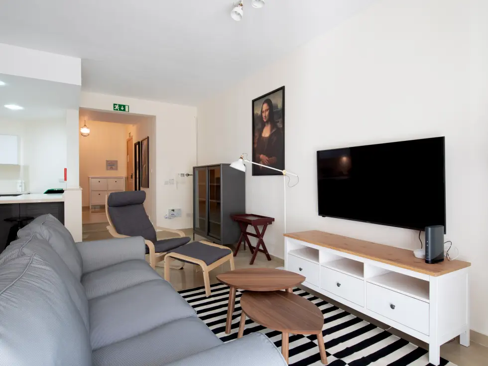 3 bed Apartment For Rent in Sliema, Sliema - thumb 1