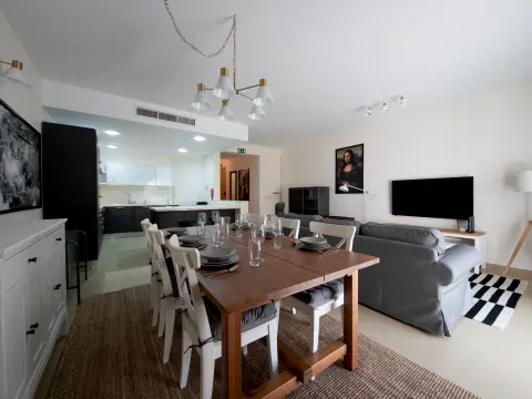 3 bed Apartment For Rent in Sliema, Sliema - thumb 4