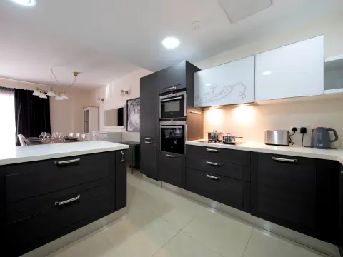 3 bed Apartment For Rent in Sliema, Sliema - thumb 6