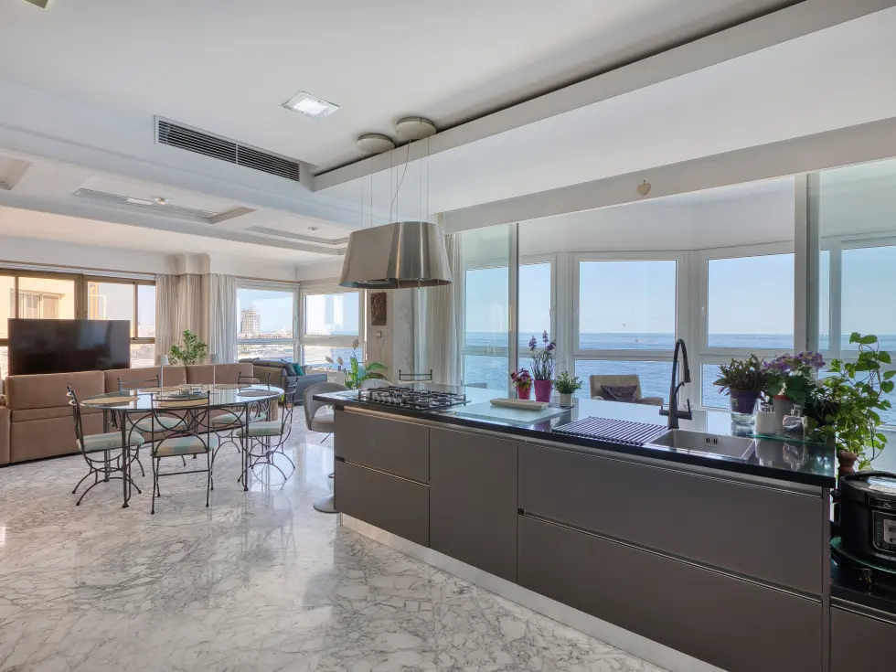 4 bed Apartment For Sale in Sliema, Sliema - thumb 8
