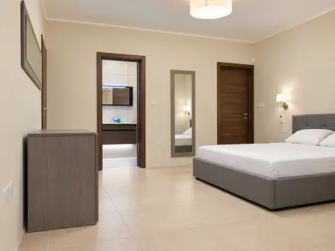 3 bed Apartment For Rent in Attard, Attard - thumb 6