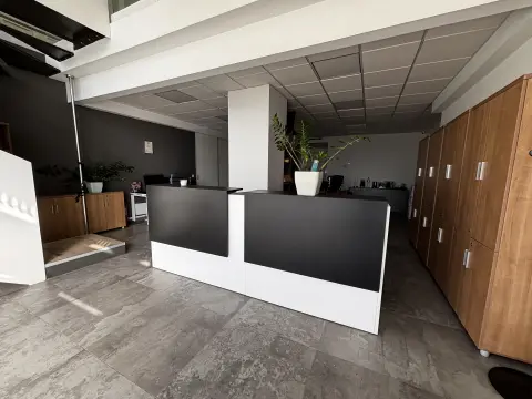 0 bed Office For Rent in Sliema, Sliema - thumb 1