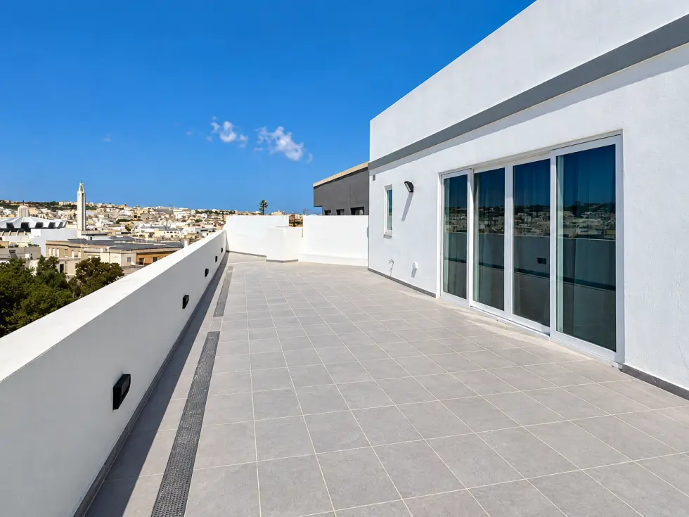2 bed Penthouse For Rent in Birkirkara, Birkirkara - thumb 1