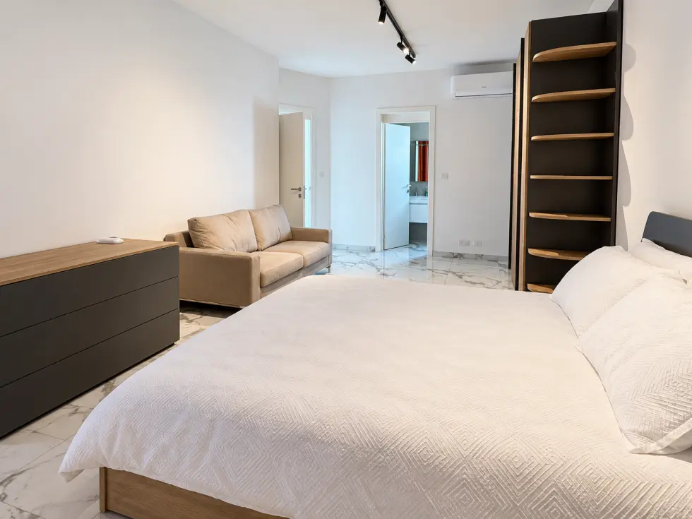 2 bed Penthouse For Rent in Birkirkara, Birkirkara - thumb 8