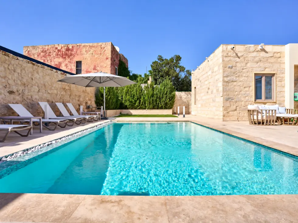 3 bed Farmhouse For Sale in Rabat, Rabat - thumb 1