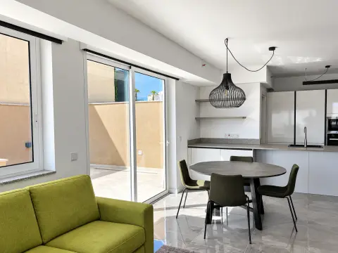 1 bed Apartment For Rent in St Julian's, St Julian's - thumb 4