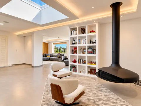 6 bed Villa For Sale in Mellieha, Mellieha - thumb 4