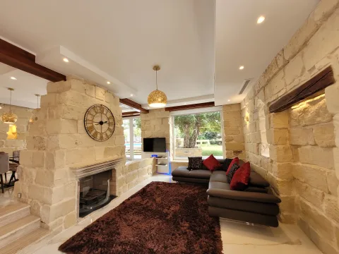 4 bed House of Character For Rent in Naxxar, Naxxar - thumb 11