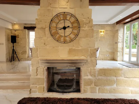 4 bed House of Character For Rent in Naxxar, Naxxar - thumb 12