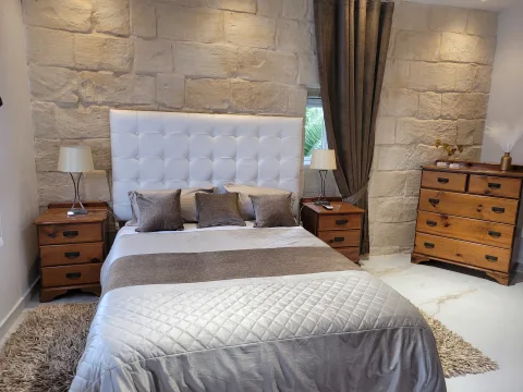 4 bed House of Character For Rent in Naxxar, Naxxar - thumb 19