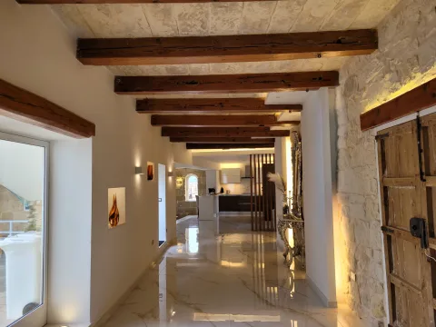 4 bed House of Character For Rent in Naxxar, Naxxar - thumb 7