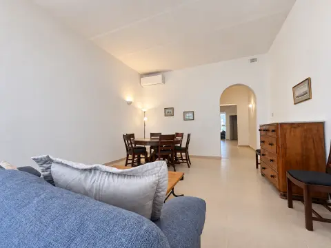 3 bed Apartment For Rent in Sliema, Sliema - thumb 5