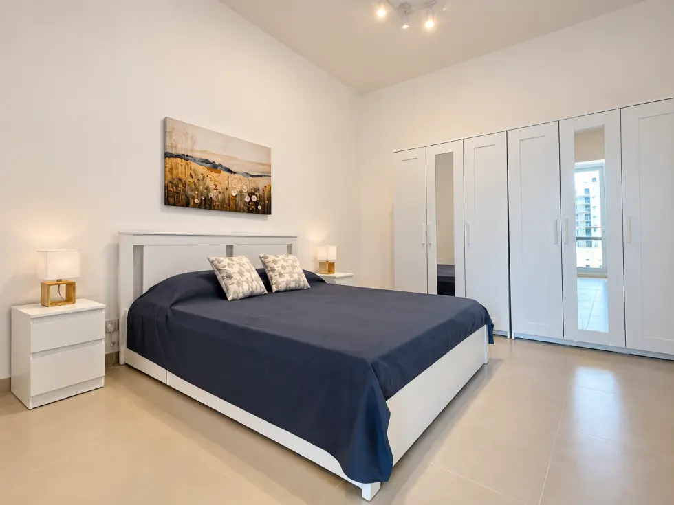 3 bed Apartment For Rent in Sliema, Sliema - thumb 6