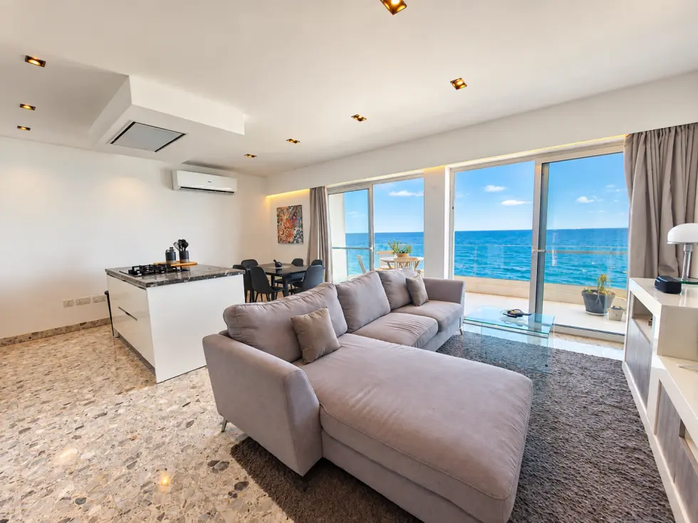 3 bed Apartment For Rent in Sliema, Sliema - thumb 1