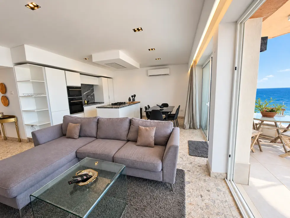3 bed Apartment For Rent in Sliema, Sliema - thumb 4