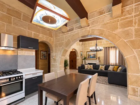 4 bed Town House For Sale in Senglea, Senglea - thumb 4