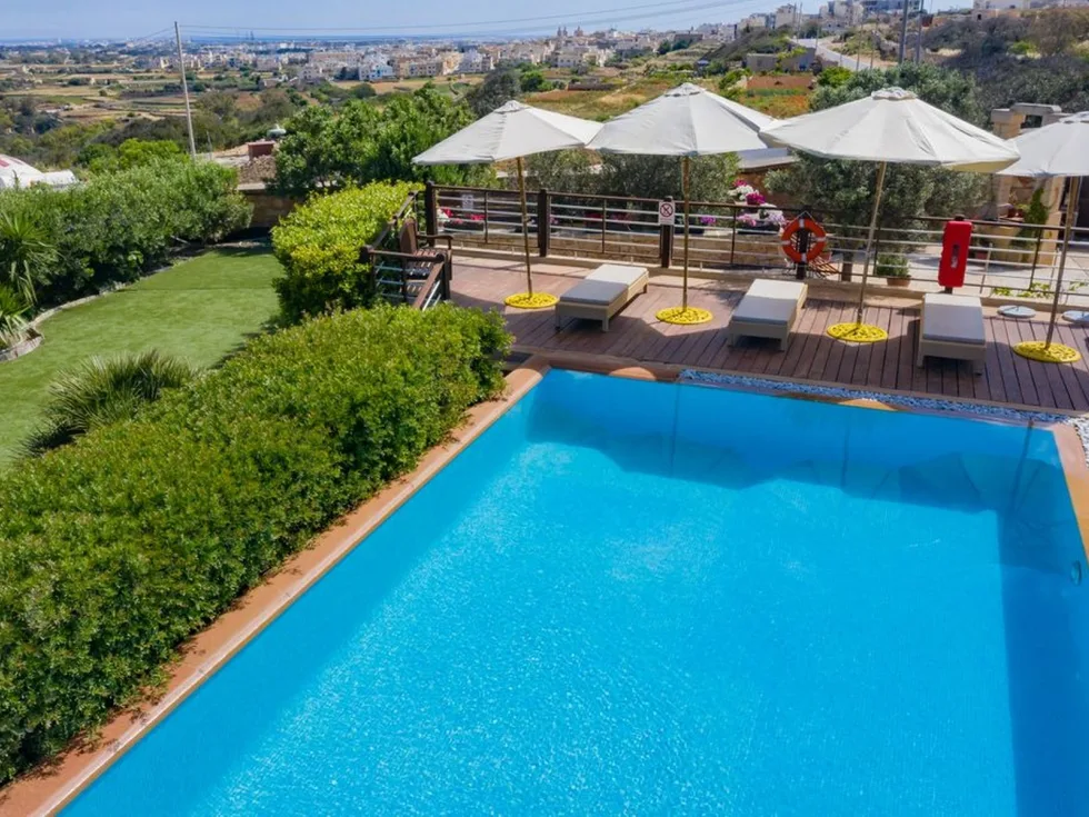 3 bed Villa For Rent in Zurrieq, Zurrieq - thumb 2