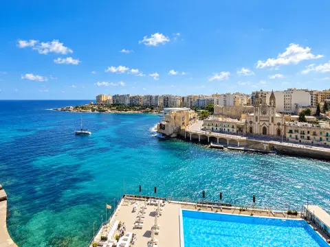 4 bed Apartment For Rent in St Julian's, St Julian's - thumb 1
