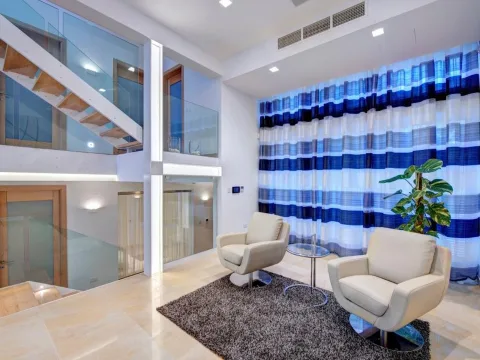 3 bed Villa For Rent in Iklin, Iklin - thumb 6