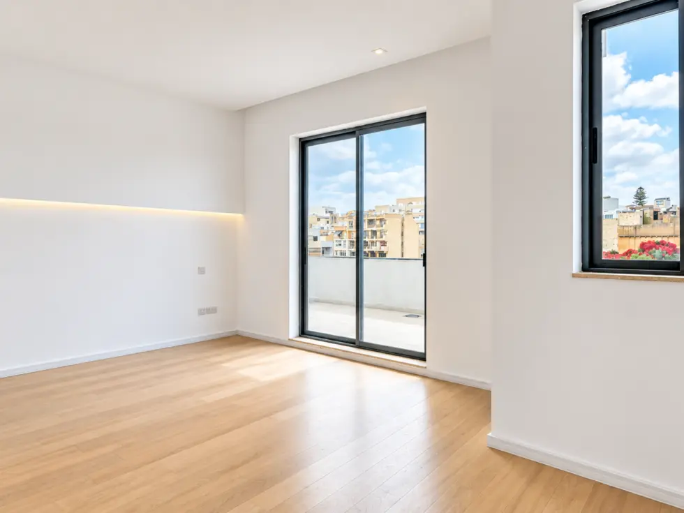 4 bed Apartment For Sale in Sliema, Sliema - thumb 7