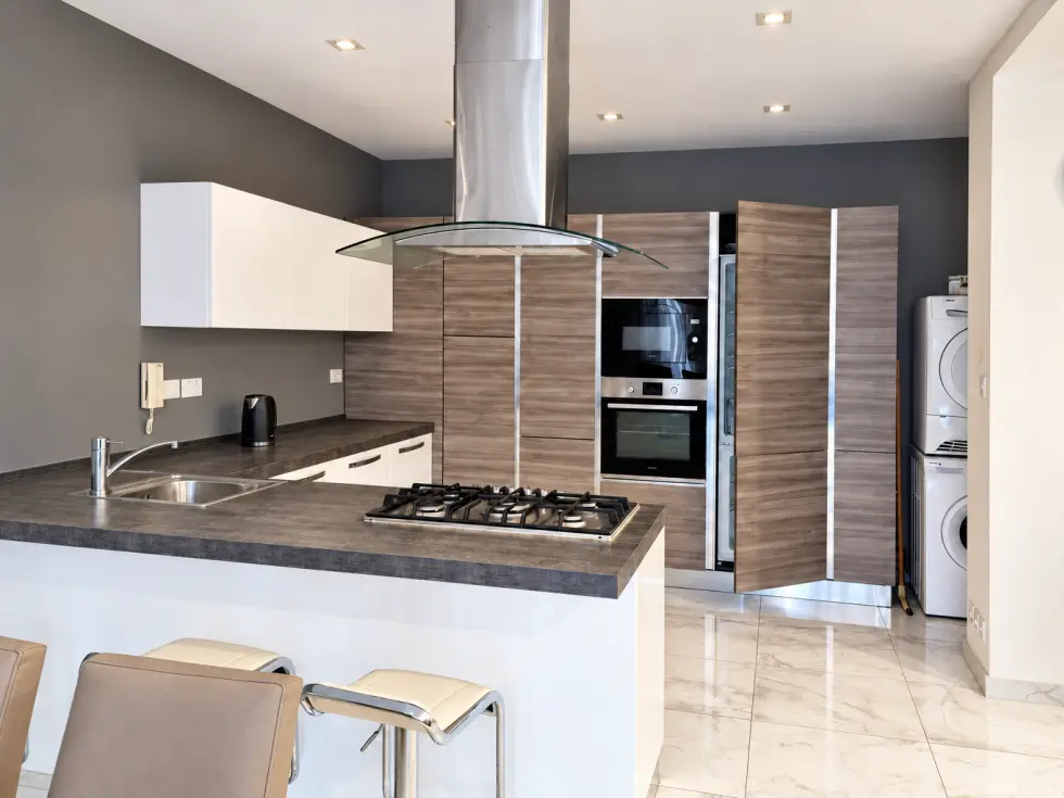 3 bed Apartment For Rent in Swieqi, Swieqi - thumb 6