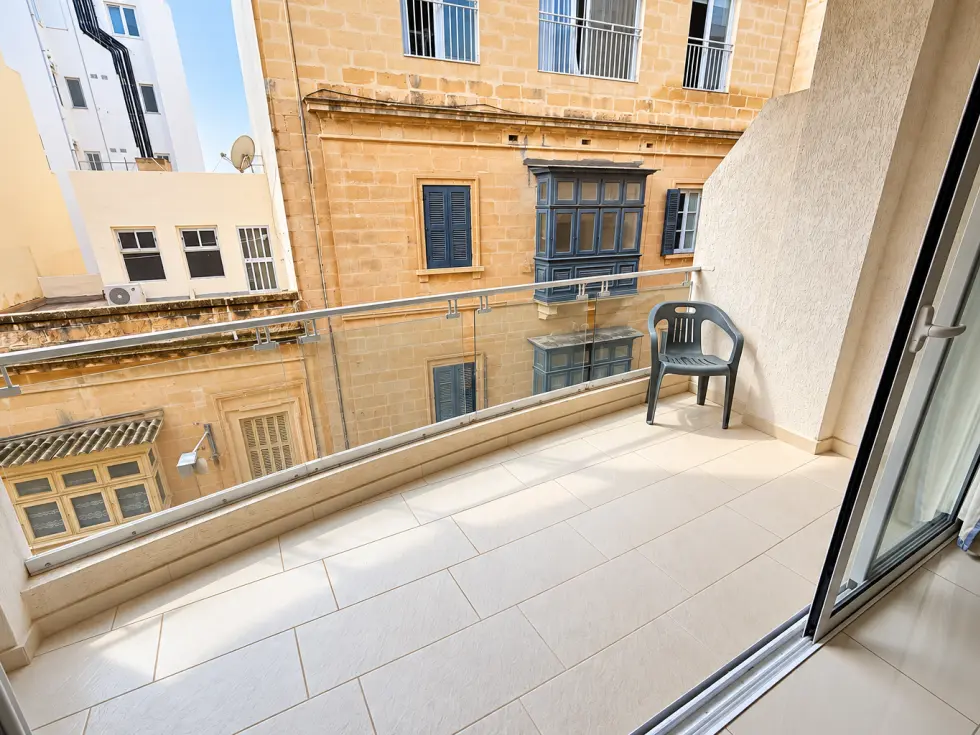 3 bed Apartment For Rent in Sliema, Sliema - thumb 7