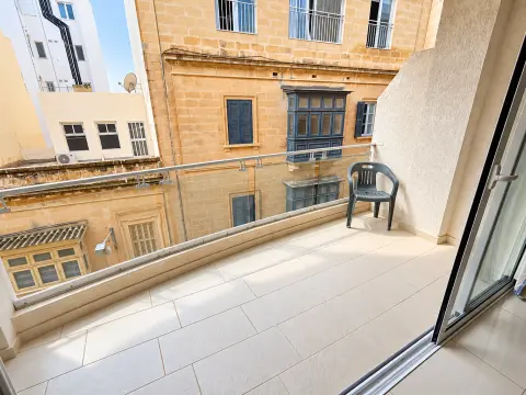3 bed Apartment For Rent in Sliema, Sliema - thumb 7