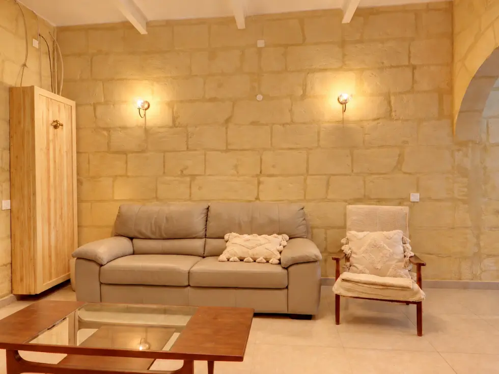 2 bed Town House For Rent in Kalkara, Kalkara - thumb 2