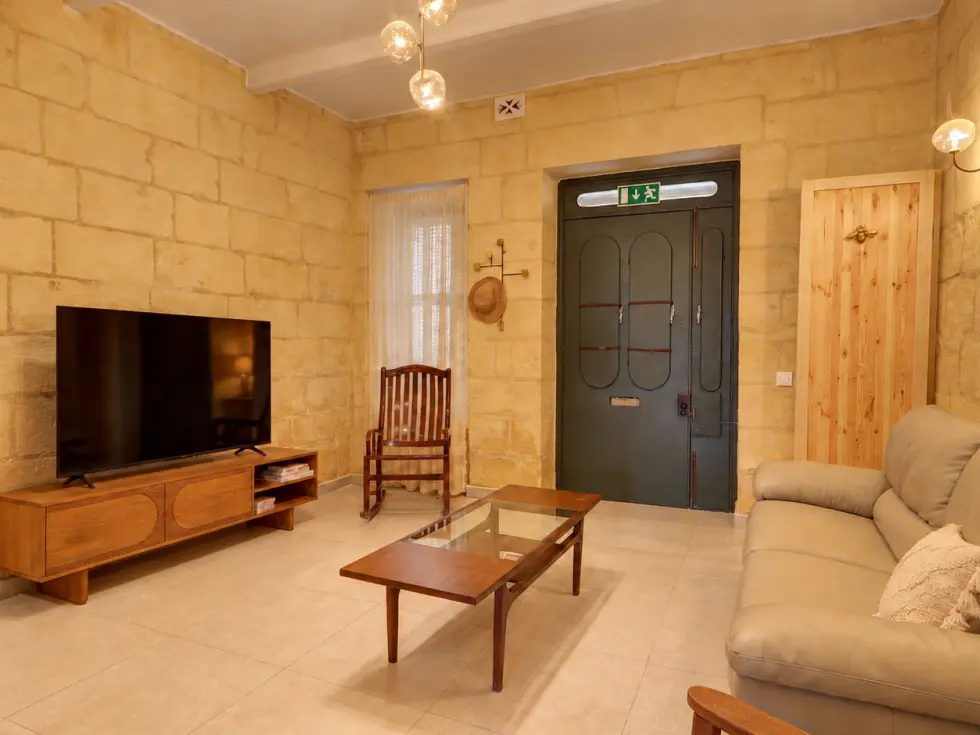 2 bed Town House For Rent in Kalkara, Kalkara - thumb 3