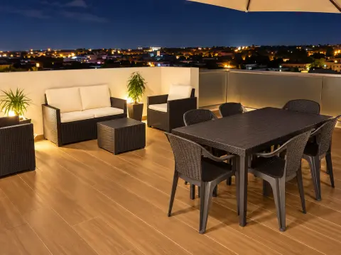 2 bed Penthouse For Rent in Swatar, Swatar - thumb 1