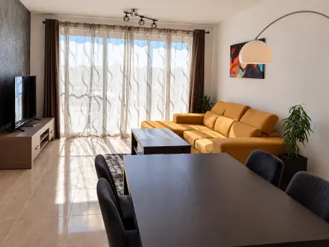 2 bed Penthouse For Rent in Swatar, Swatar - thumb 4