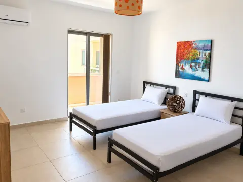 3 bed Apartment For Rent in Swieqi, Swieqi - thumb 6