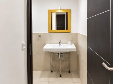 3 bed Apartment For Rent in Swieqi, Swieqi - thumb 9