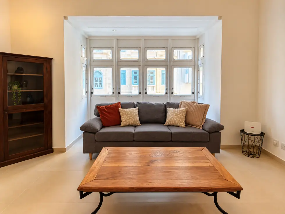 3 bed Apartment For Rent in Sliema, Sliema - thumb 1